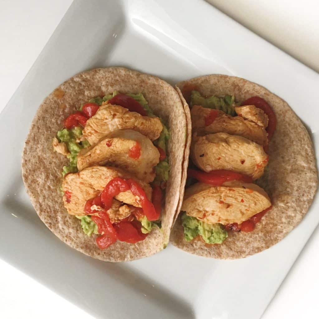20-minute healthy dinner recipes - 15-minute spicy chicken avocado wraps