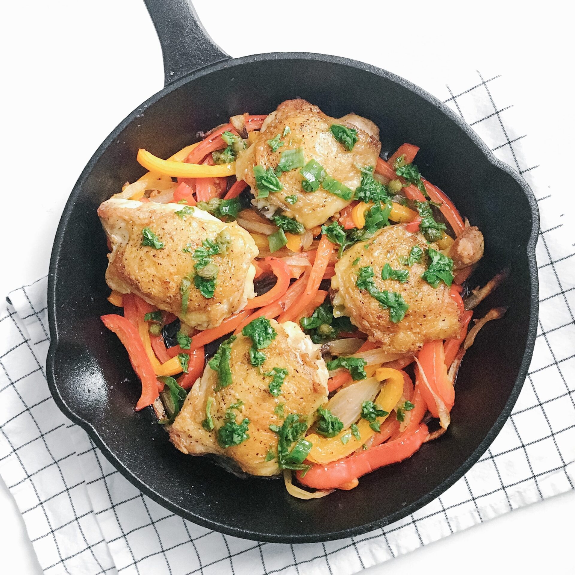20-Minute Crispy Chicken Thighs with Peppers and Salsa Verde