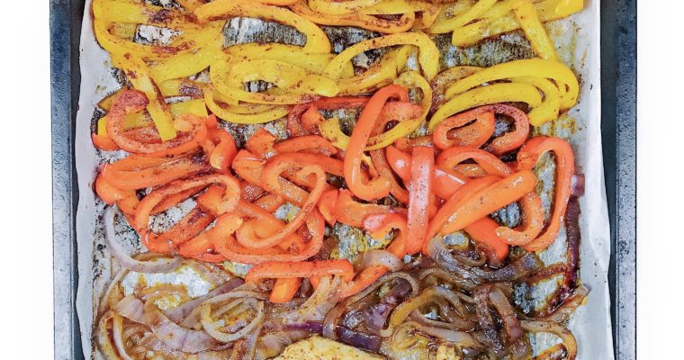 Recipe Review – Sheet Pan Chicken Fajitas