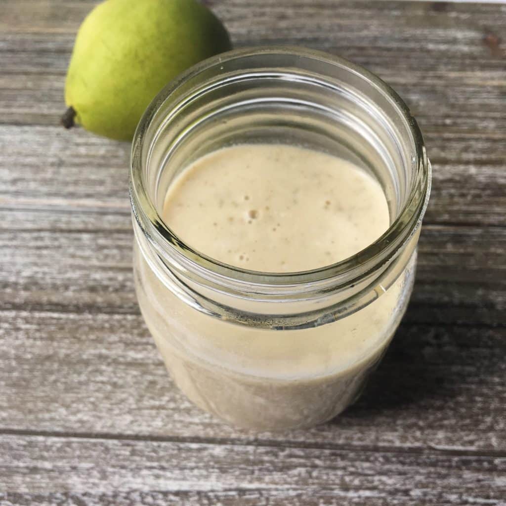 cold weather smoothie - warm ginger pear smoothie