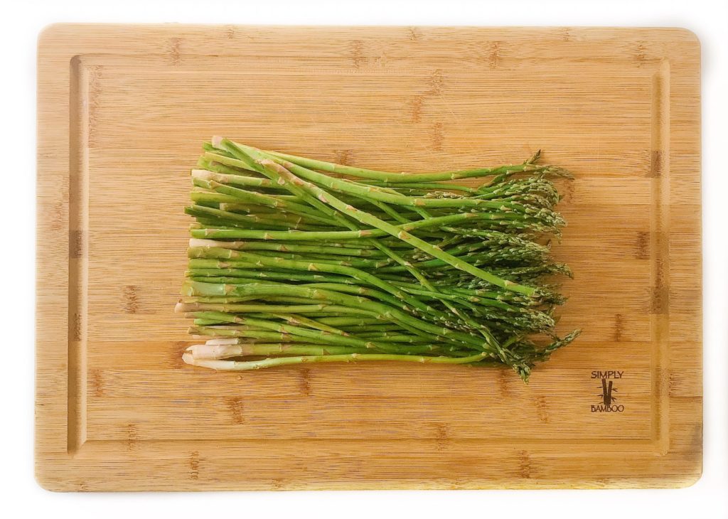 asparagus on a cutting board