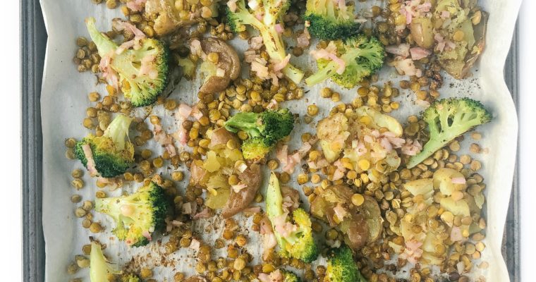 Sheet Pan Smashed Potatoes with Lentils and Broccoli