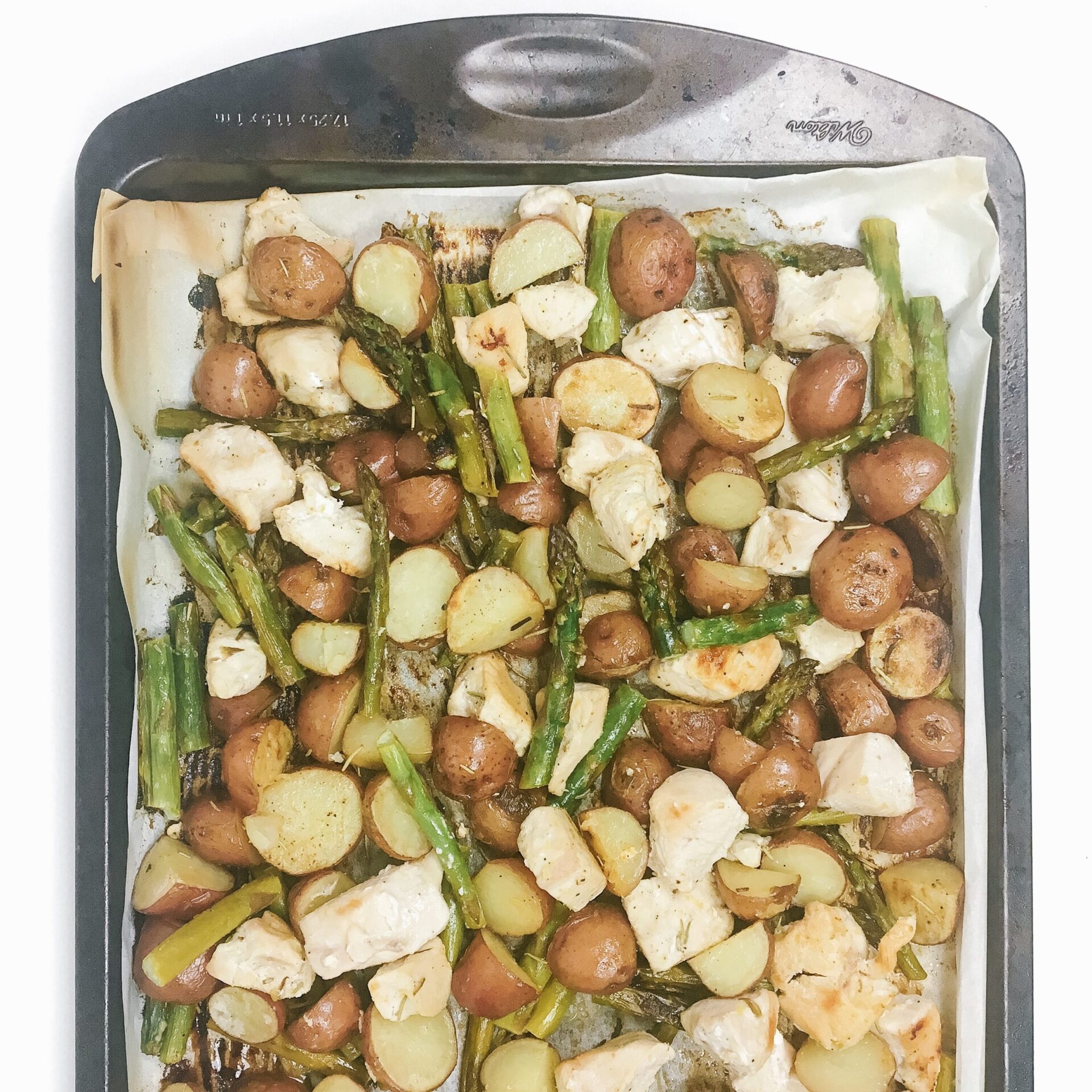 sheet pan lemon chicken and asparagus