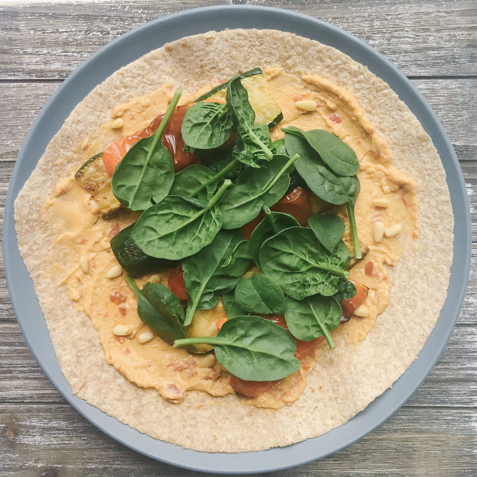 20-minute hummus and grilled veggie wrap