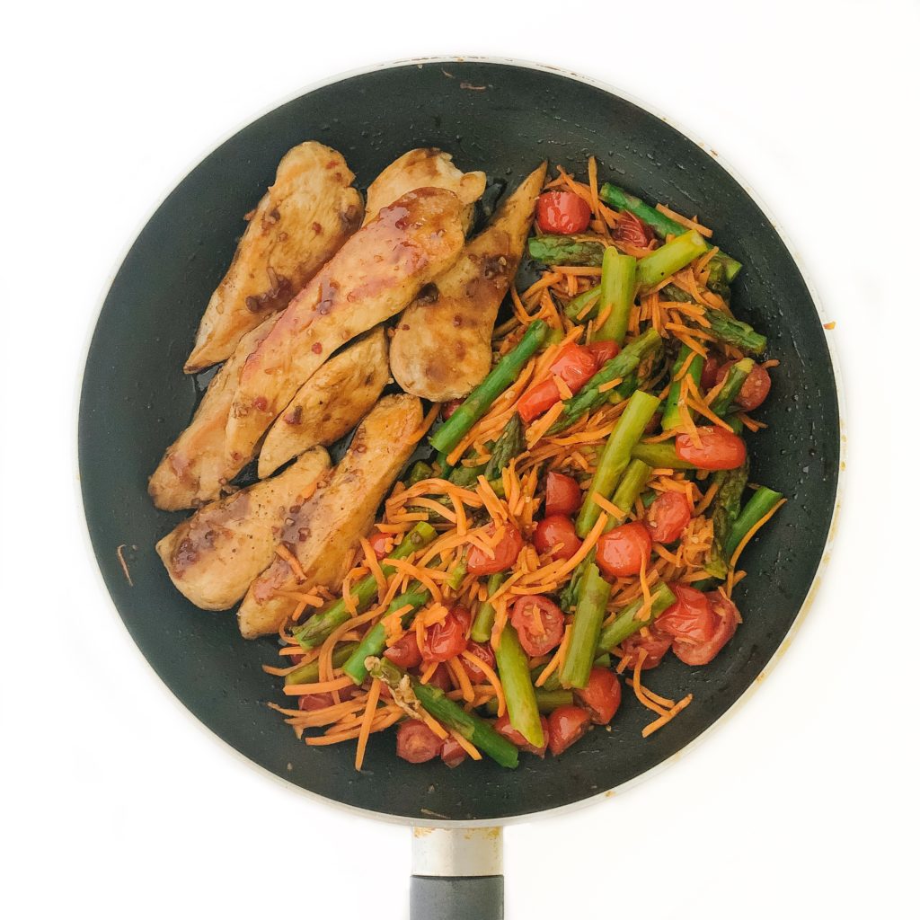 one pan balsamic chicken and veggies