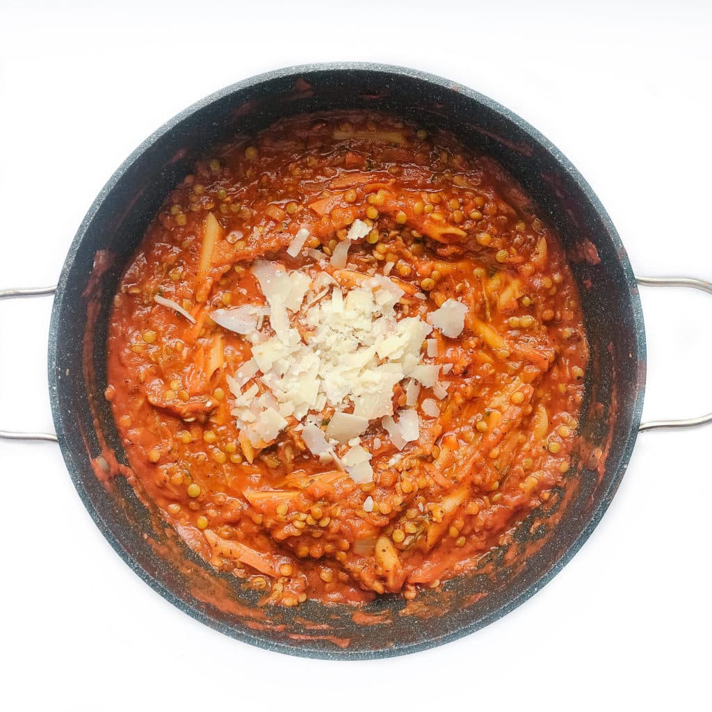 Easy one pan lentil pasta