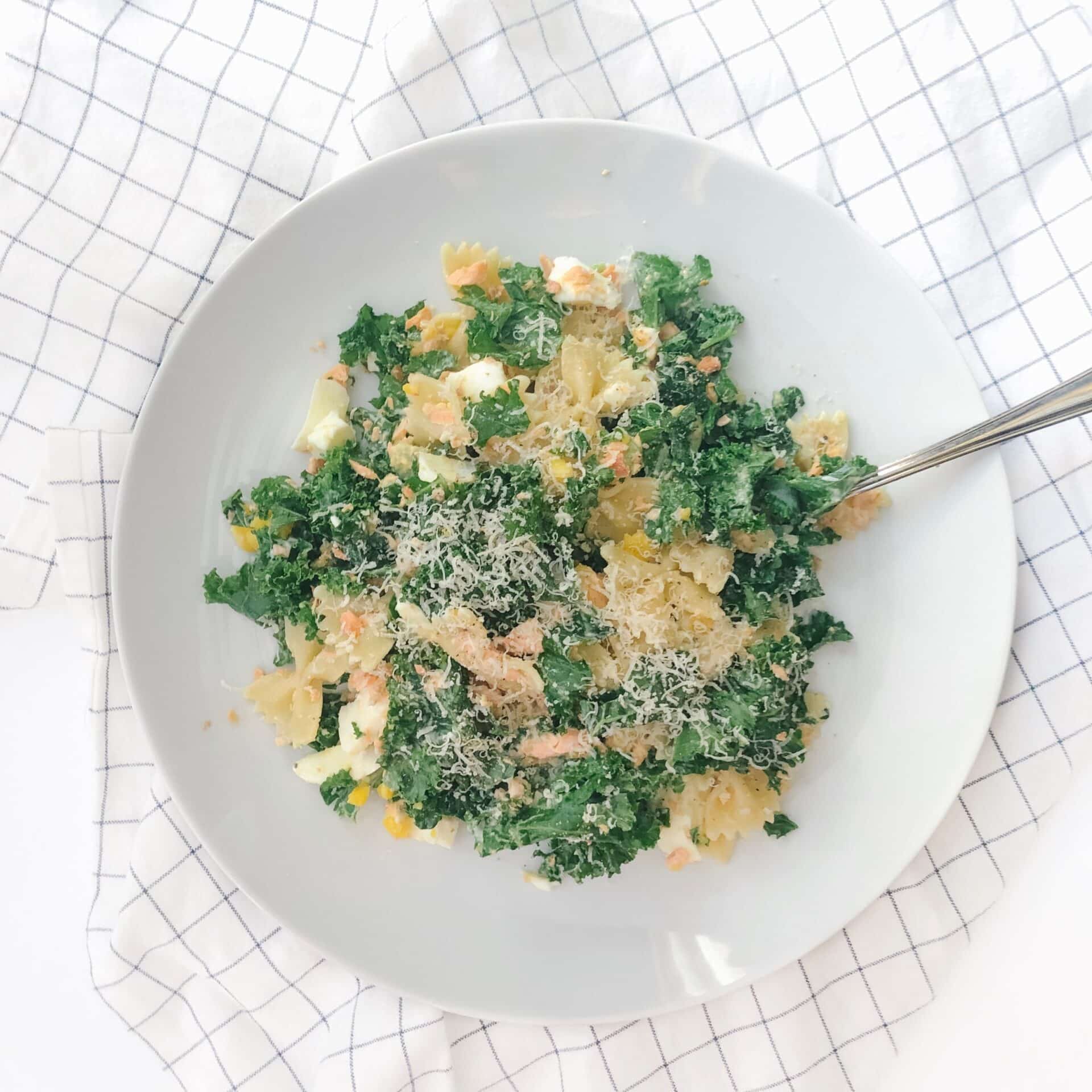 Recipe Review – Kale and Salmon Caesar Salad
