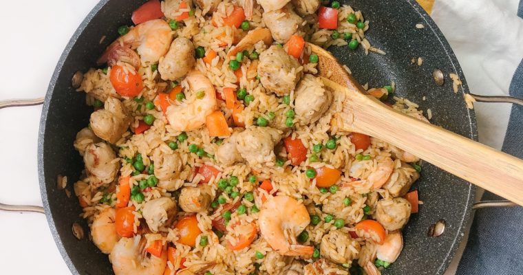 Healthy Cajun Shrimp and Rice (One Pot Recipe)