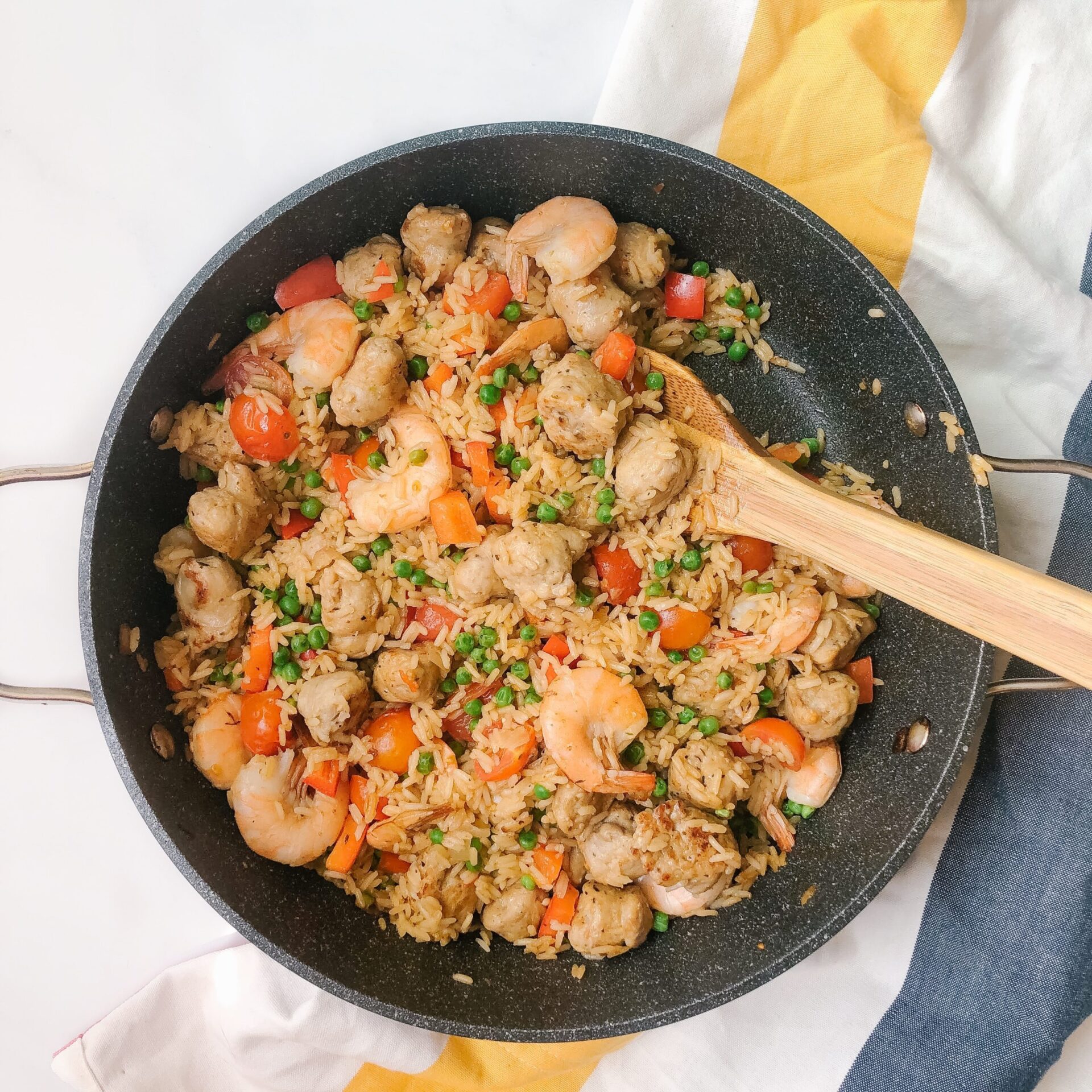 Healthy Cajun Shrimp and Rice (One Pot Recipe)