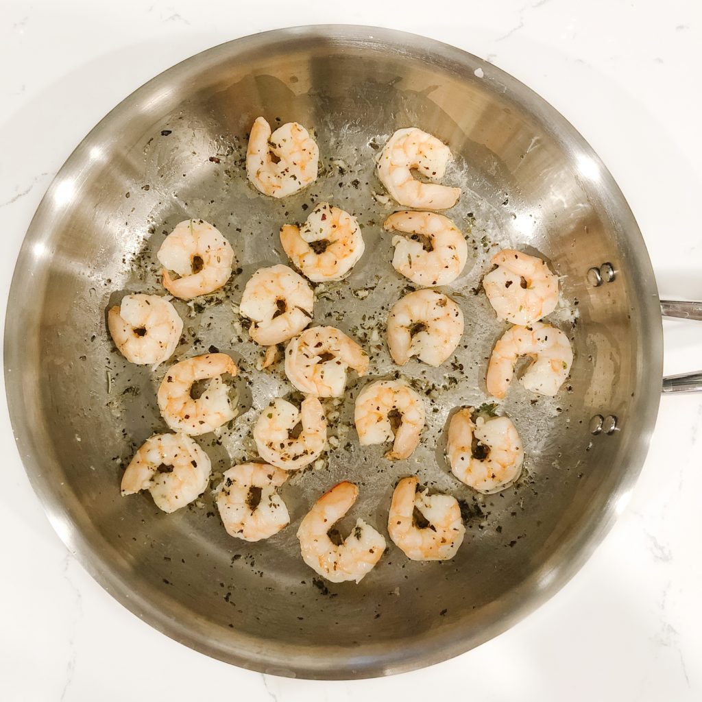 easy sauteed garlic shrimp (4 ingredients)
