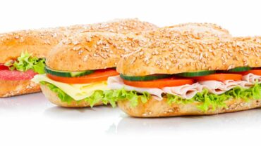 healthiest bread at subway