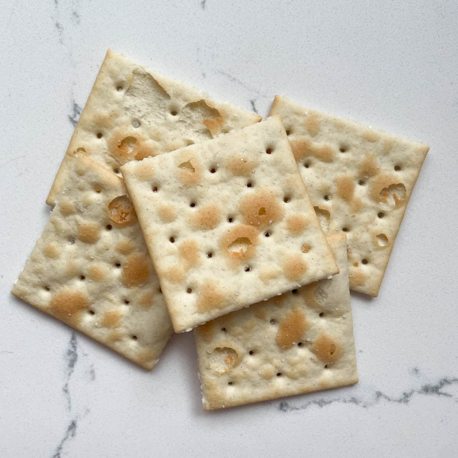 Soda crackers