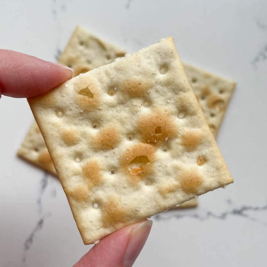 Are soda crackers healthy?